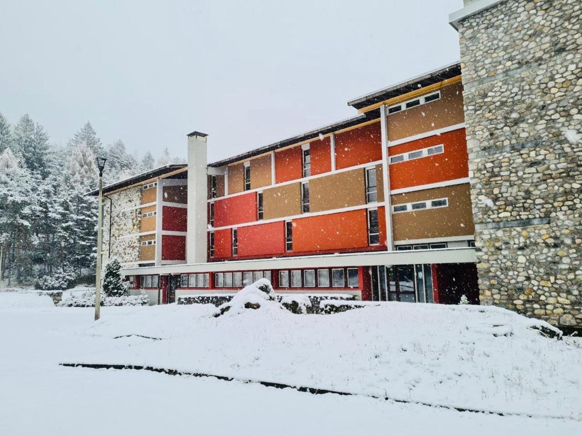 Appartamenti Corte Residence Borca di Cadore Exterior foto