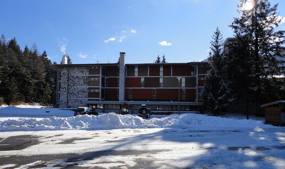 Appartamenti Corte Residence Borca di Cadore Exterior foto